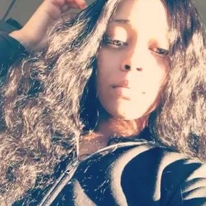 Meet your Posher, Cora